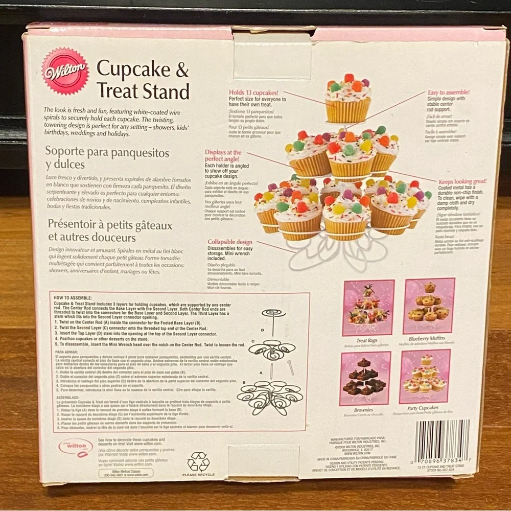 Wilton Cupcakes & Treat Stand